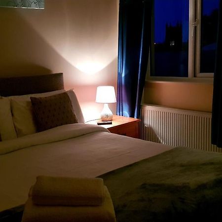 ラウレア The Auld Triangle Bed & Breakfast エクステリア 写真