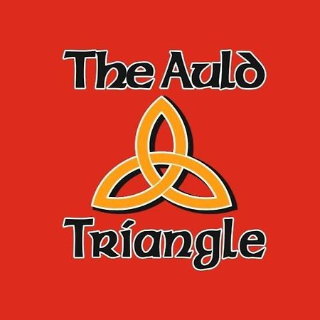 ラウレア The Auld Triangle Bed & Breakfast エクステリア 写真